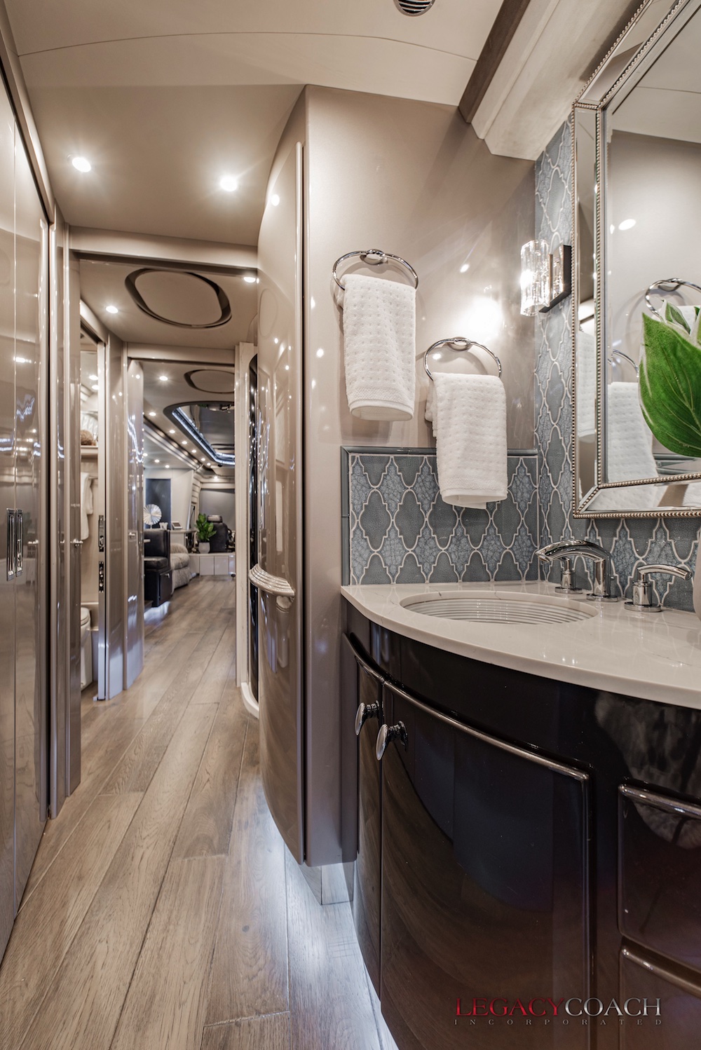 2006 Prevost Country Coach XLII For Sale