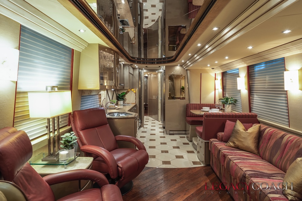 2006 Prevost Country Coach XLII For Sale