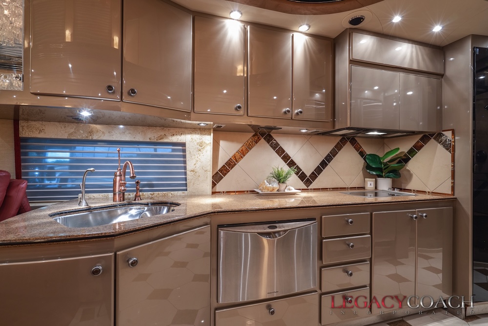 2006 Prevost Country Coach XLII For Sale