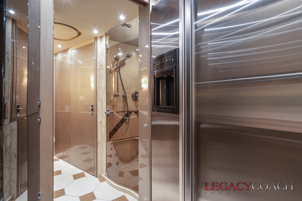 2006 Prevost Country Coach XLII For Sale