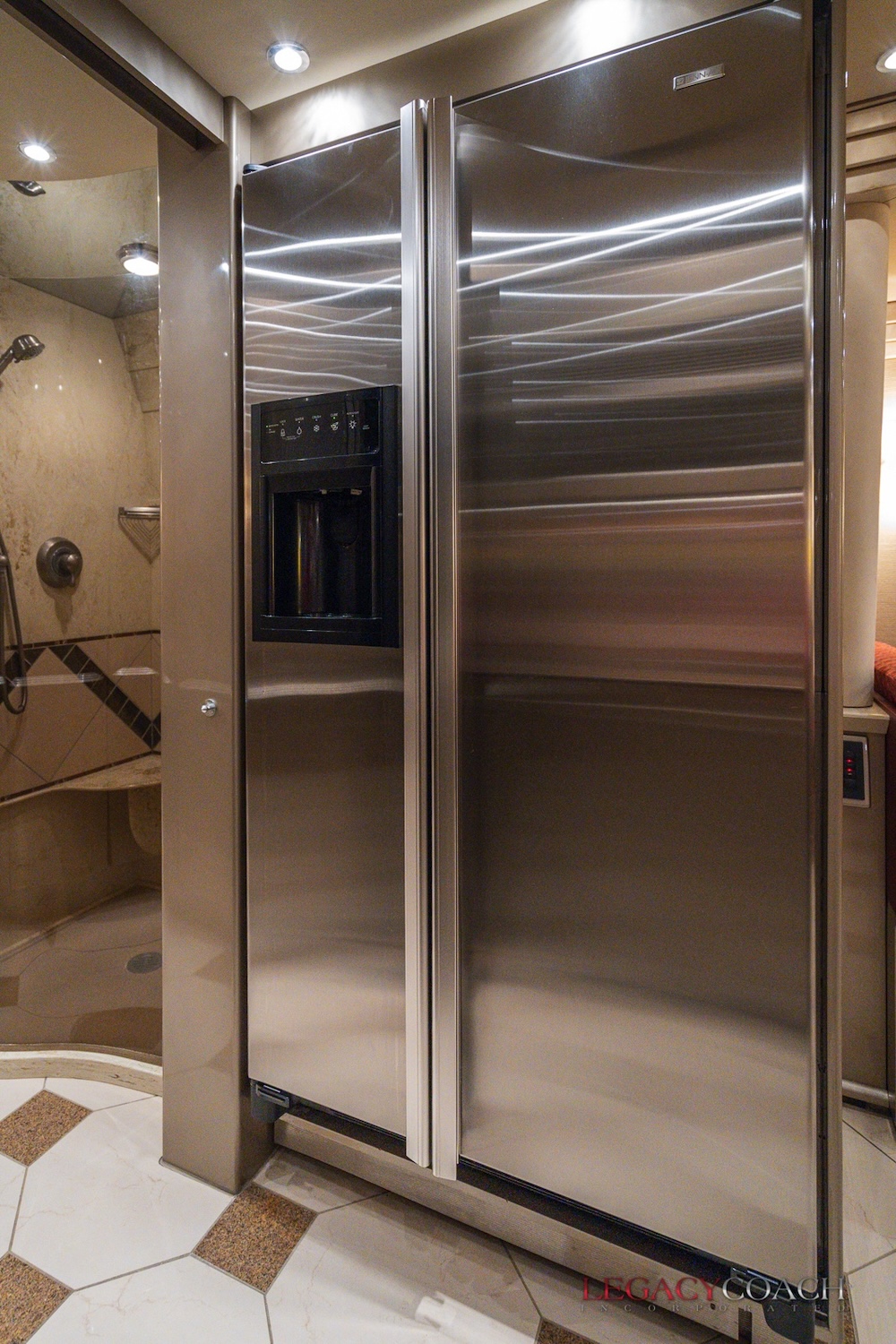 2006 Prevost Country Coach XLII For Sale