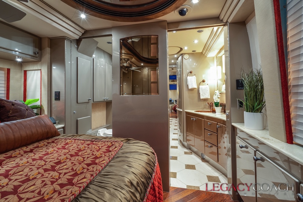 2006 Prevost Country Coach XLII For Sale