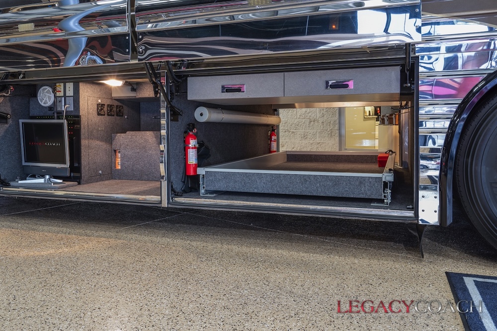 2006 Prevost Country Coach XLII For Sale