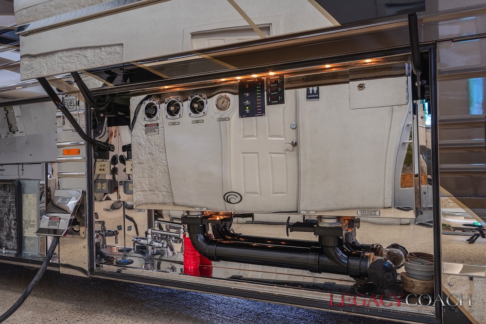 2006 Prevost Country Coach XLII For Sale