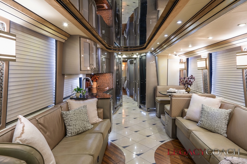 2006 Prevost Country Coach XLII For Sale