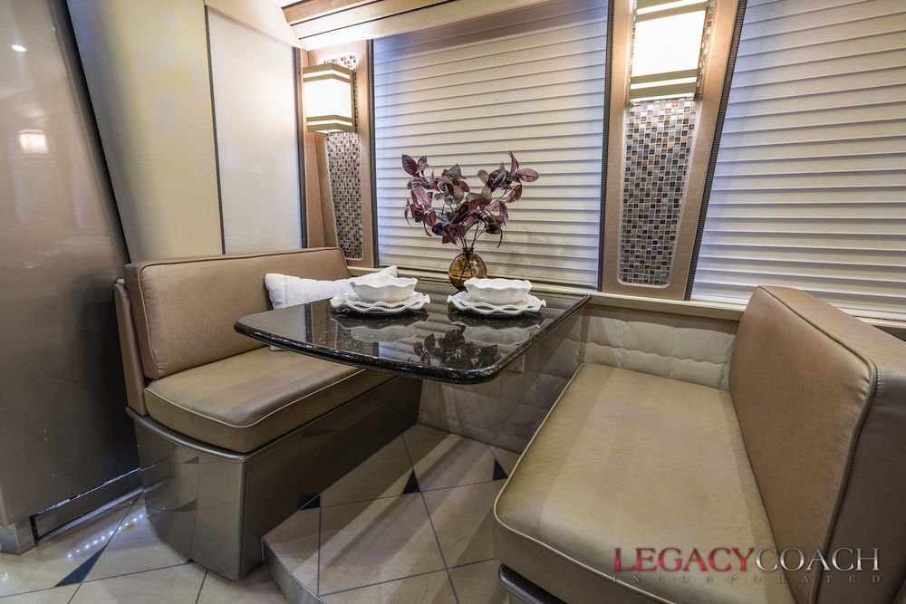 2006 Prevost Country Coach XLII For Sale
