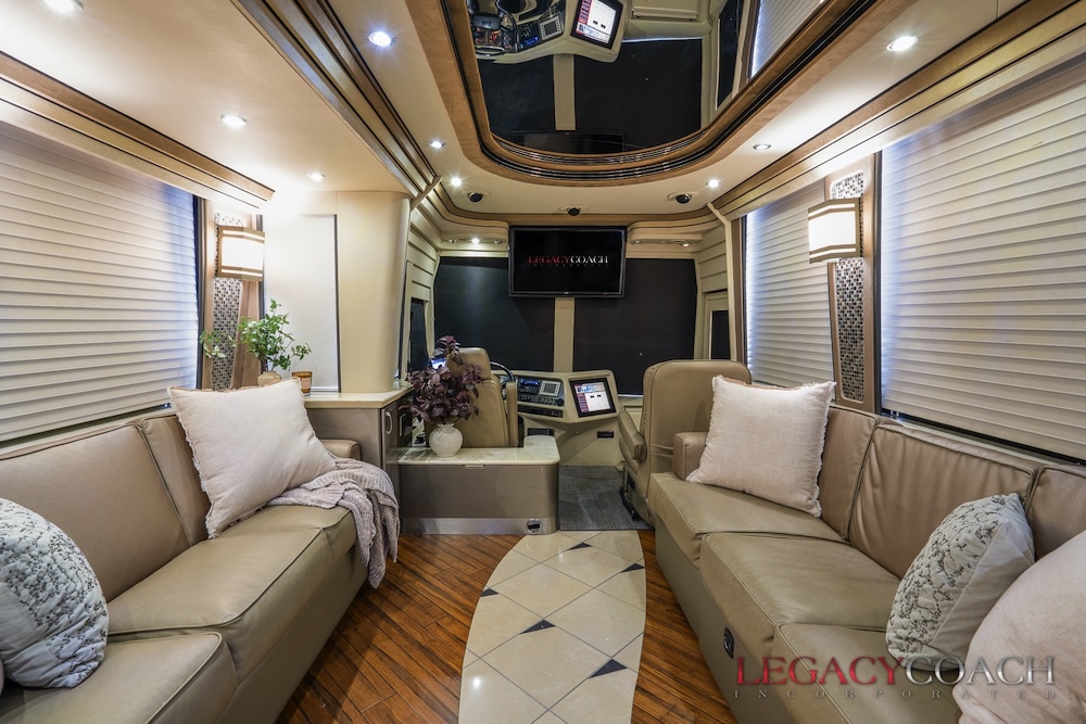 2006 Prevost Country Coach XLII For Sale