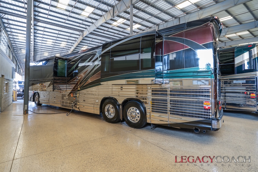 2006 Prevost Country Coach XLII For Sale