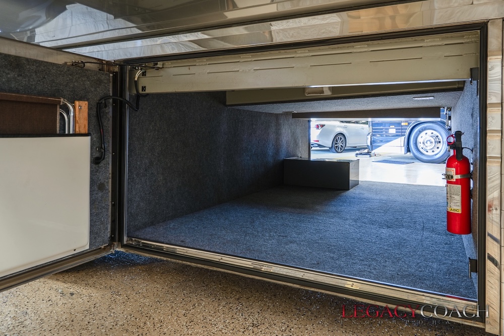 2006 Prevost Country Coach XLII For Sale