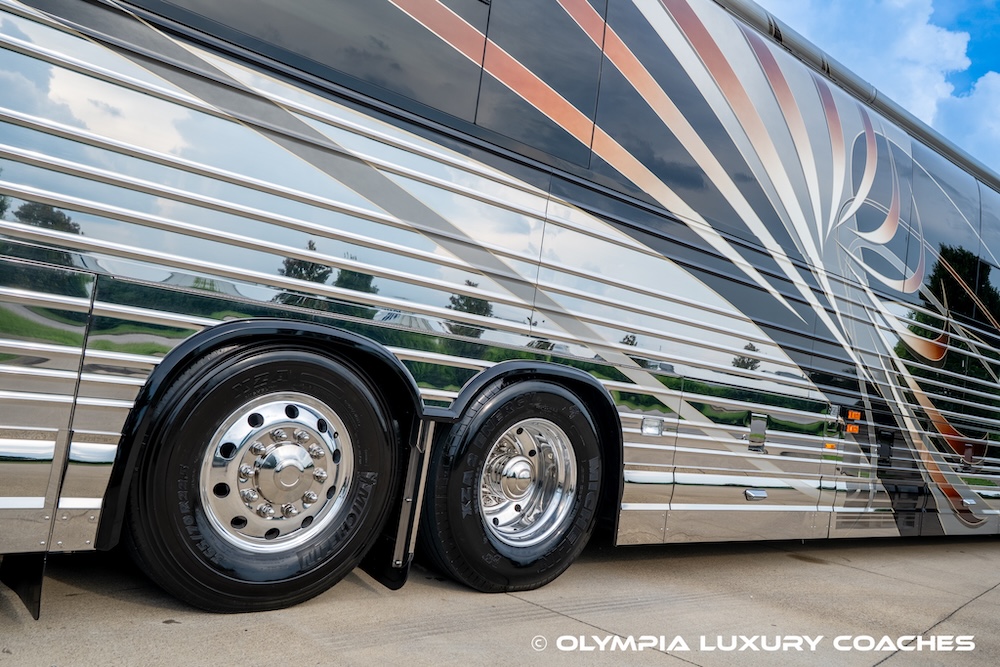 2006 Prevost Country Coach XLII For Sale
