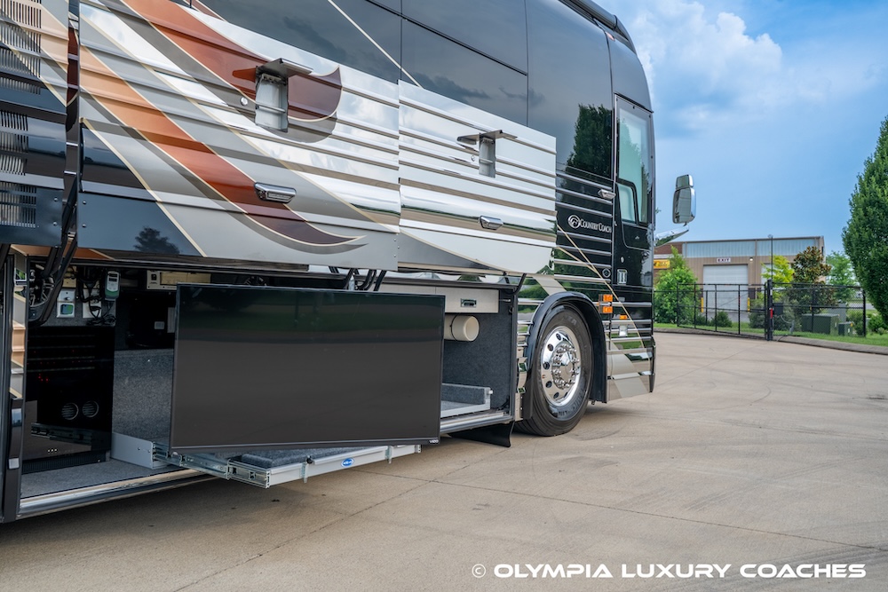 2006 Prevost Country Coach XLII For Sale