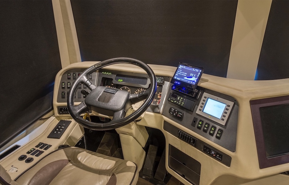 2006 Prevost Country Coach XLII For Sale