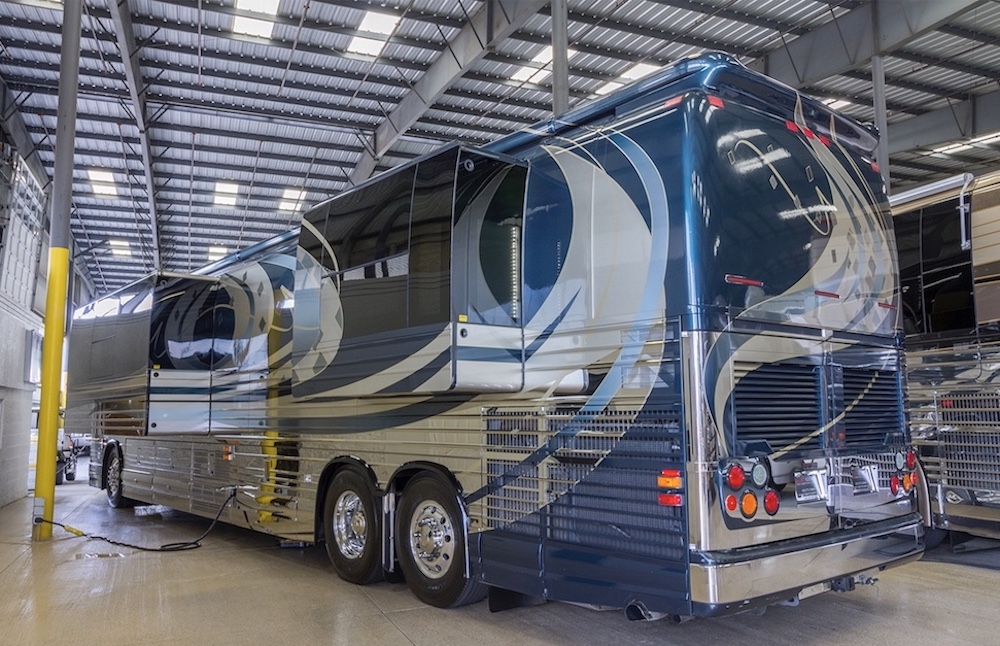 2006 Prevost Country Coach XLII For Sale