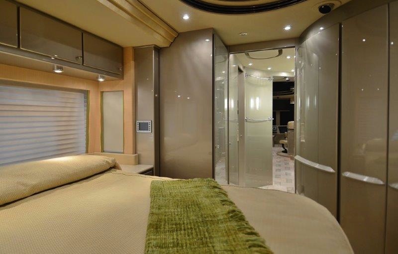 2006 Prevost Country Coach XLII For Sale