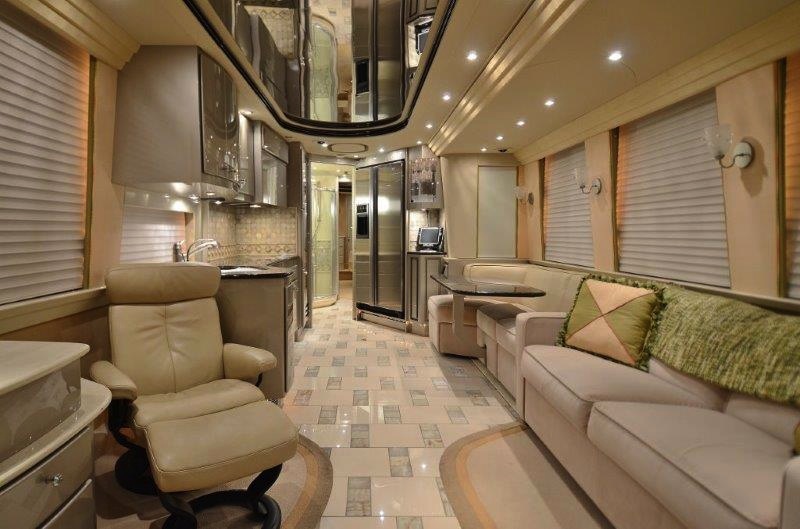 2006 Prevost Country Coach XLII For Sale