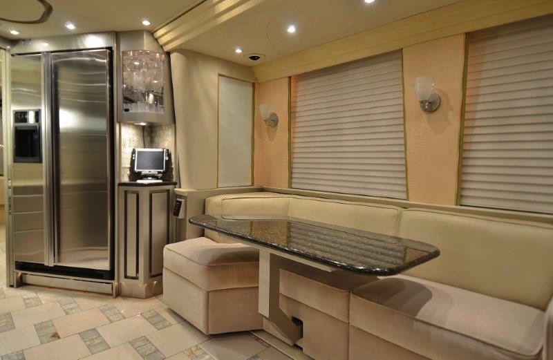 2006 Prevost Country Coach XLII For Sale