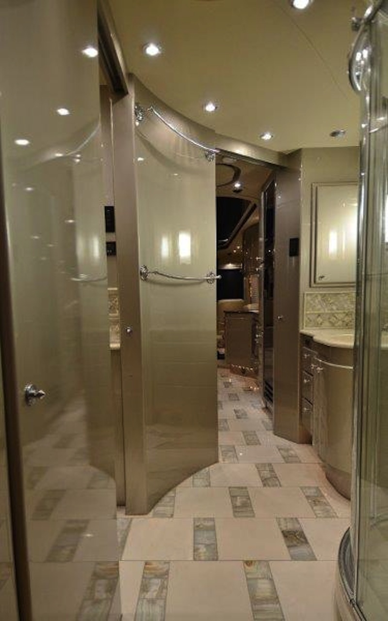 2006 Prevost Country Coach XLII For Sale