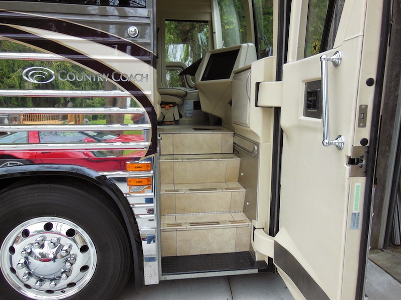 2006 Prevost Country Coach XLII For Sale