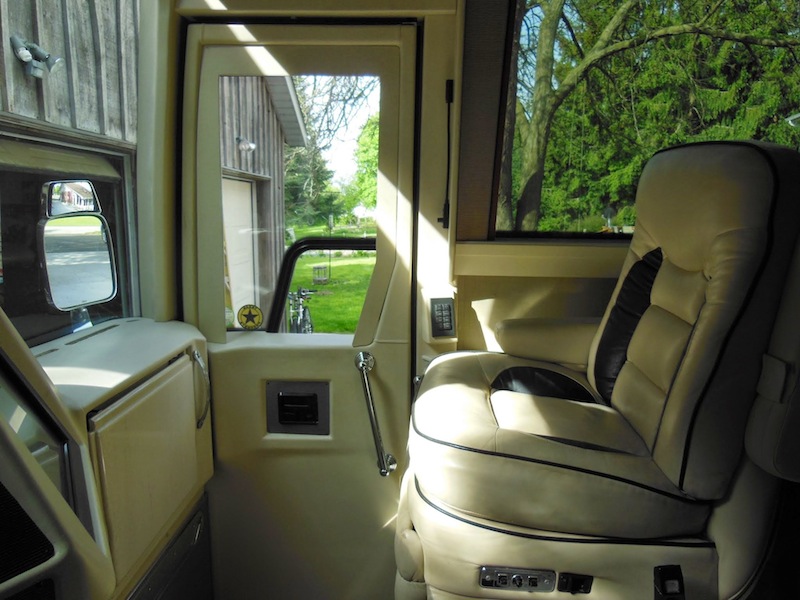 2006 Prevost Country Coach XLII For Sale