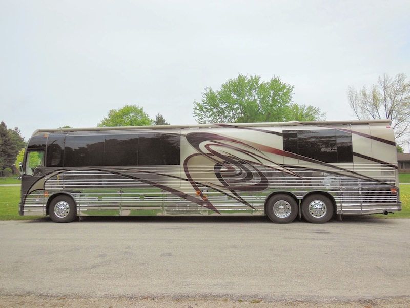 2006 Prevost Country Coach XLII For Sale