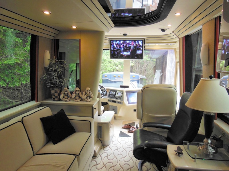 2006 Prevost Country Coach XLII For Sale