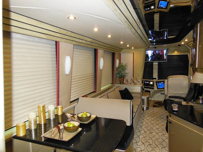 2006 Prevost Country Coach XLII For Sale