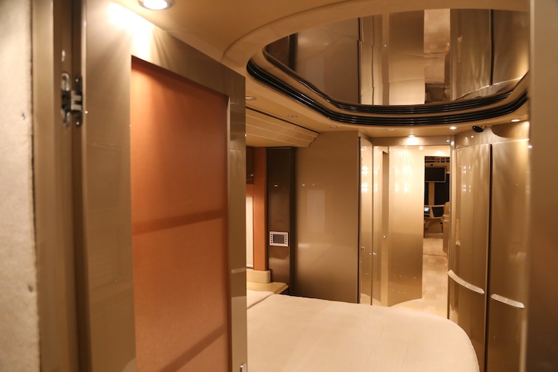 2006 Prevost Country Coach XLII For Sale