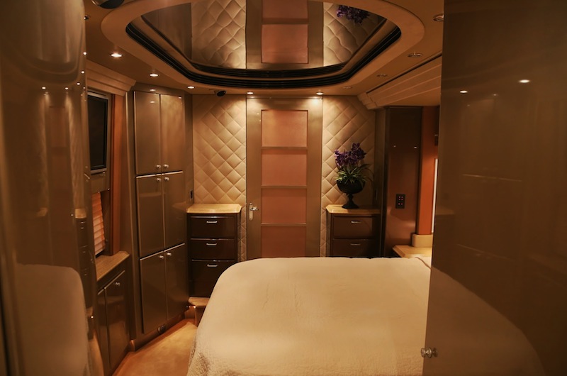 2006 Prevost Country Coach XLII For Sale