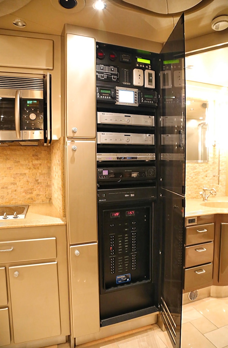 2006 Prevost Country Coach XLII For Sale
