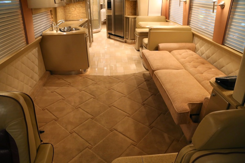 2006 Prevost Country Coach XLII For Sale