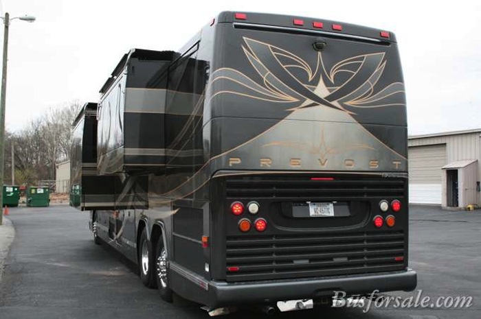 2006 Prevost Featherlite H3-45 For Sale