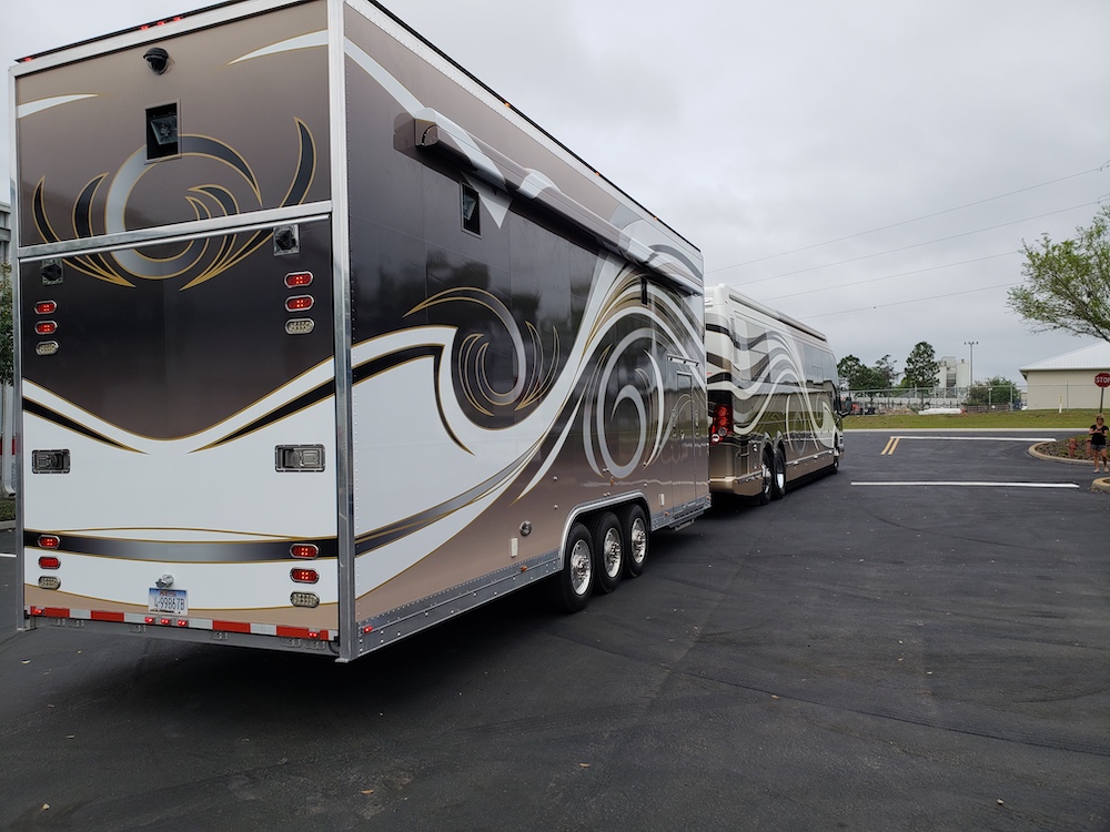 2006 Prevost Featherlite H3-45 For Sale