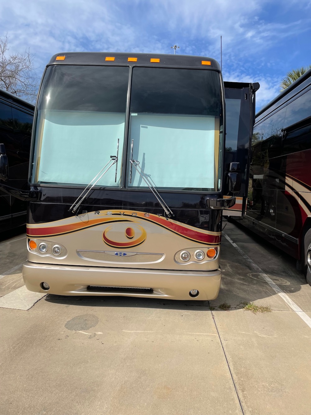 2006 Prevost Featherlite H3-45 For Sale