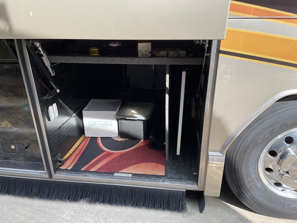 2006 Prevost Featherlite H3-45 For Sale