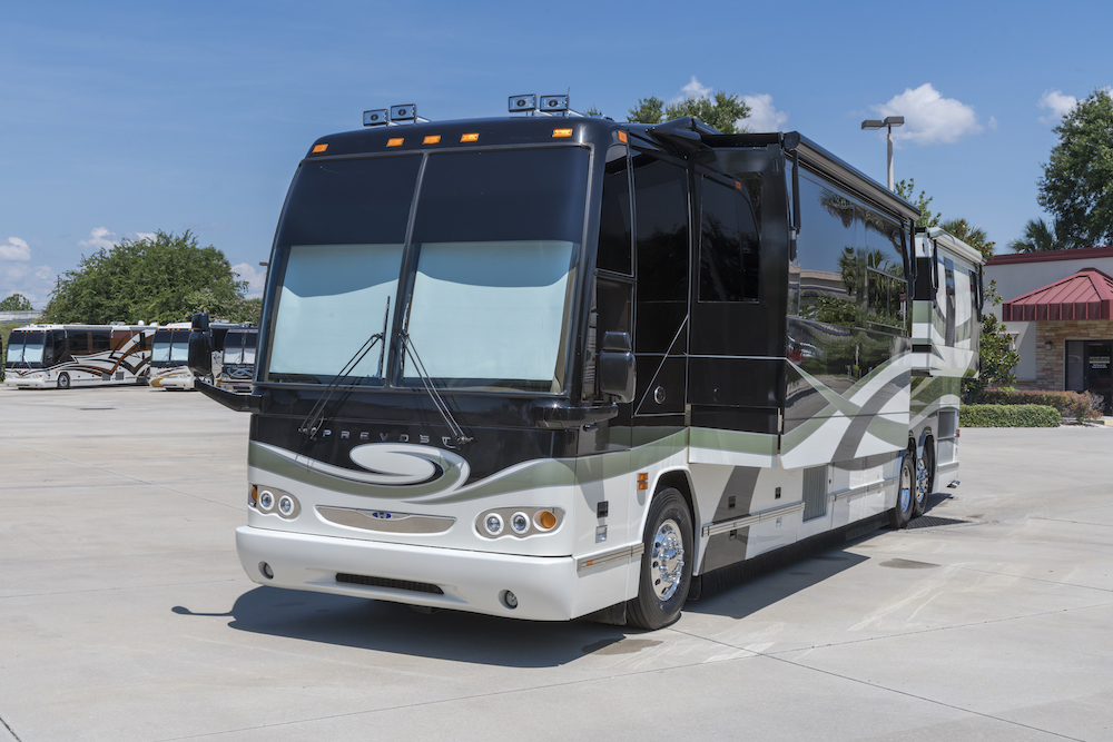 2006 Prevost Featherlite H3-45 For Sale