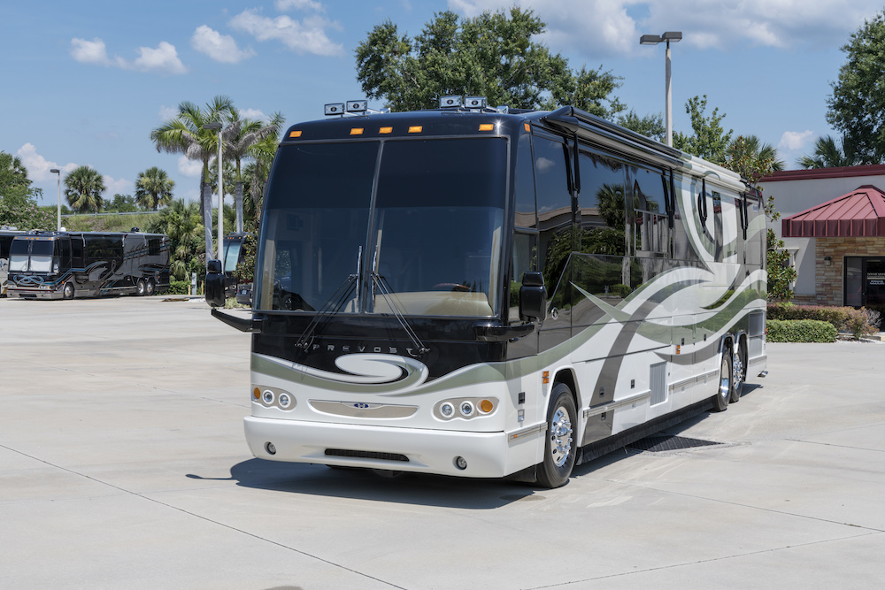 2006 Prevost Featherlite H3-45 For Sale