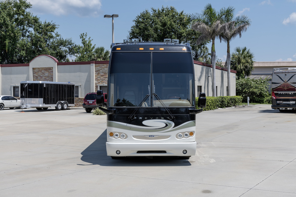 2006 Prevost Featherlite H3-45 For Sale