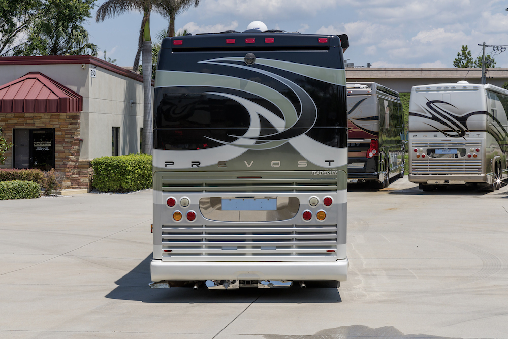 2006 Prevost Featherlite H3-45 For Sale