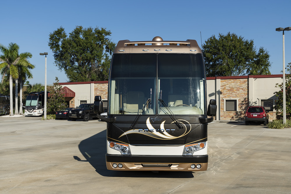 2006 Prevost Featherlite H3-45 For Sale