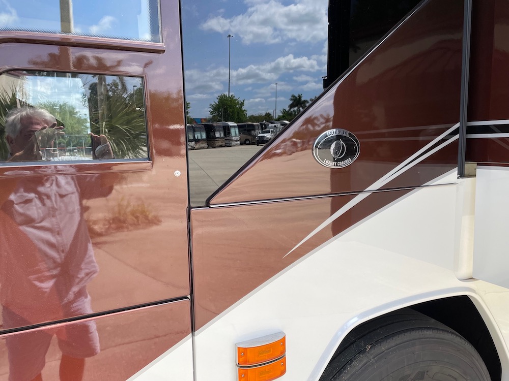 2006 Prevost Featherlite H3-45 For Sale