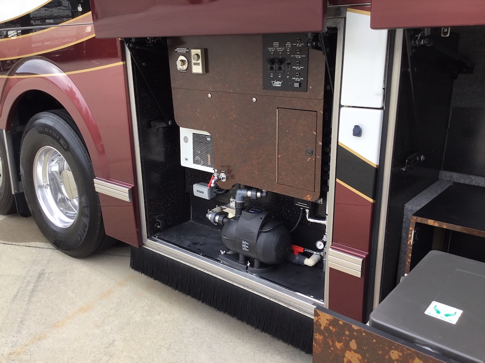 2006 Prevost Featherlite H3-45 For Sale