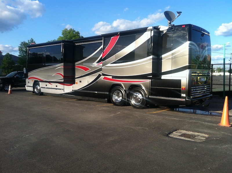 2006 Prevost Featherlite H3-45 For Sale