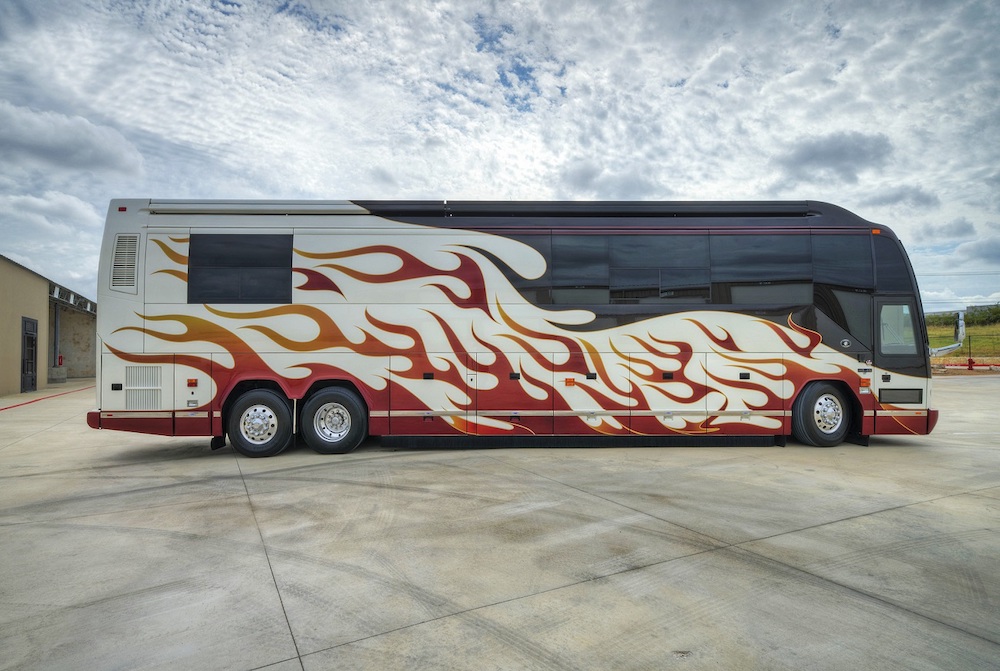 2006 Prevost Featherlite H3-45 For Sale