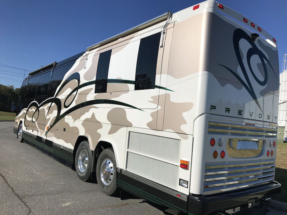 2006 Prevost Featherlite H3-45 For Sale