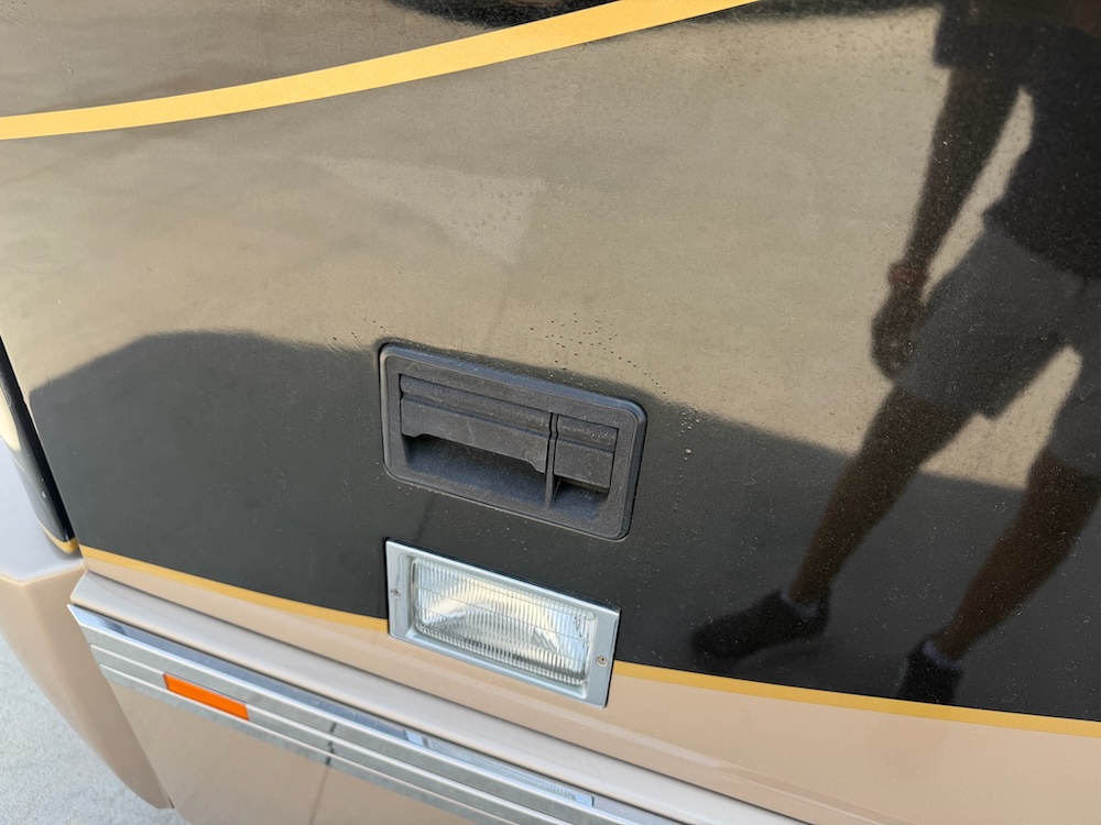 2006 Prevost Featherlite H3-45 For Sale