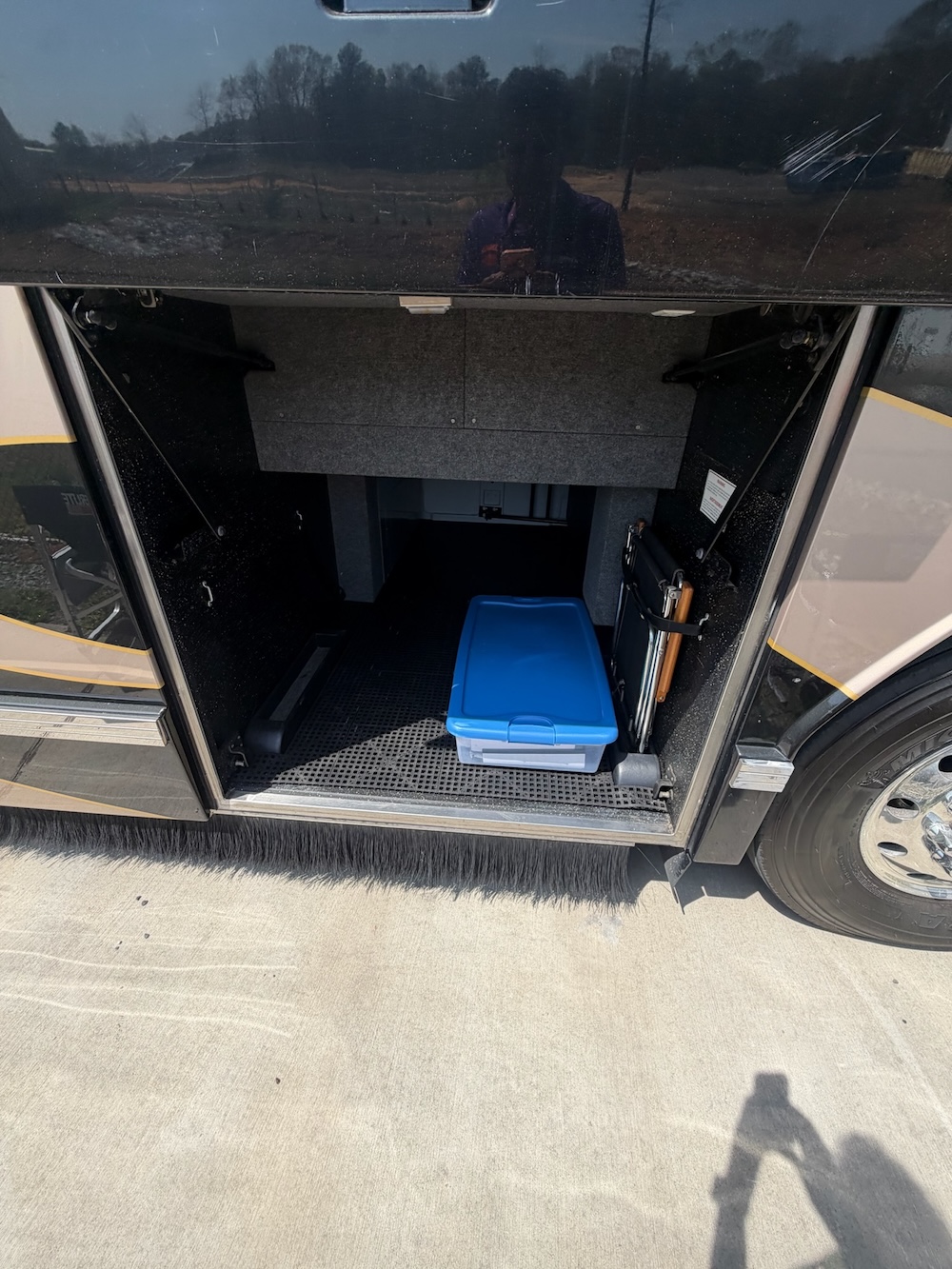 2006 Prevost Featherlite H3-45 For Sale