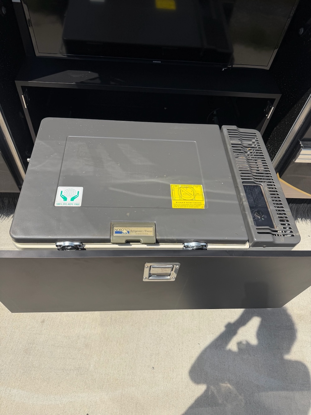 2006 Prevost Featherlite H3-45 For Sale