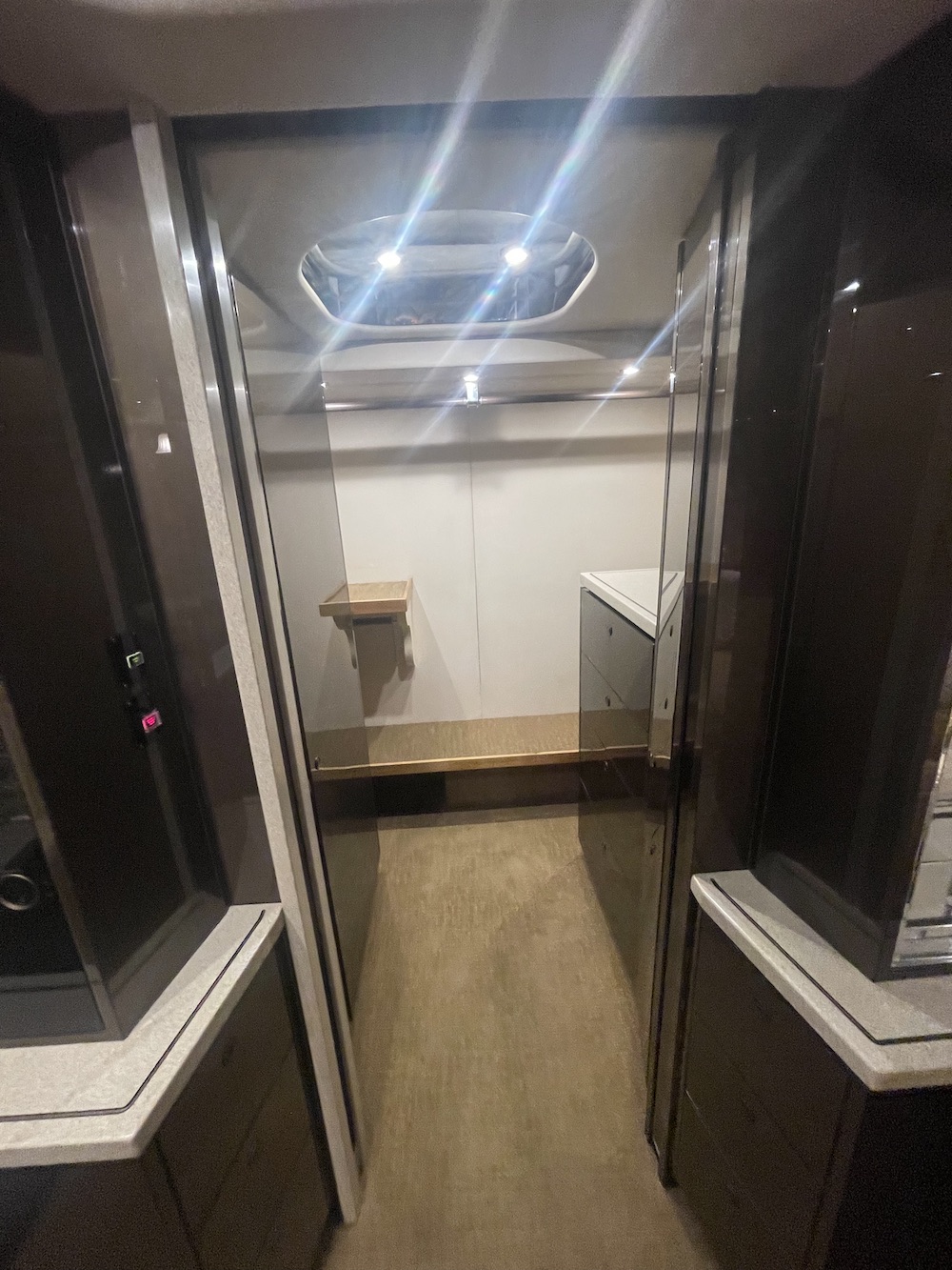 2006 Prevost Featherlite H3-45 For Sale