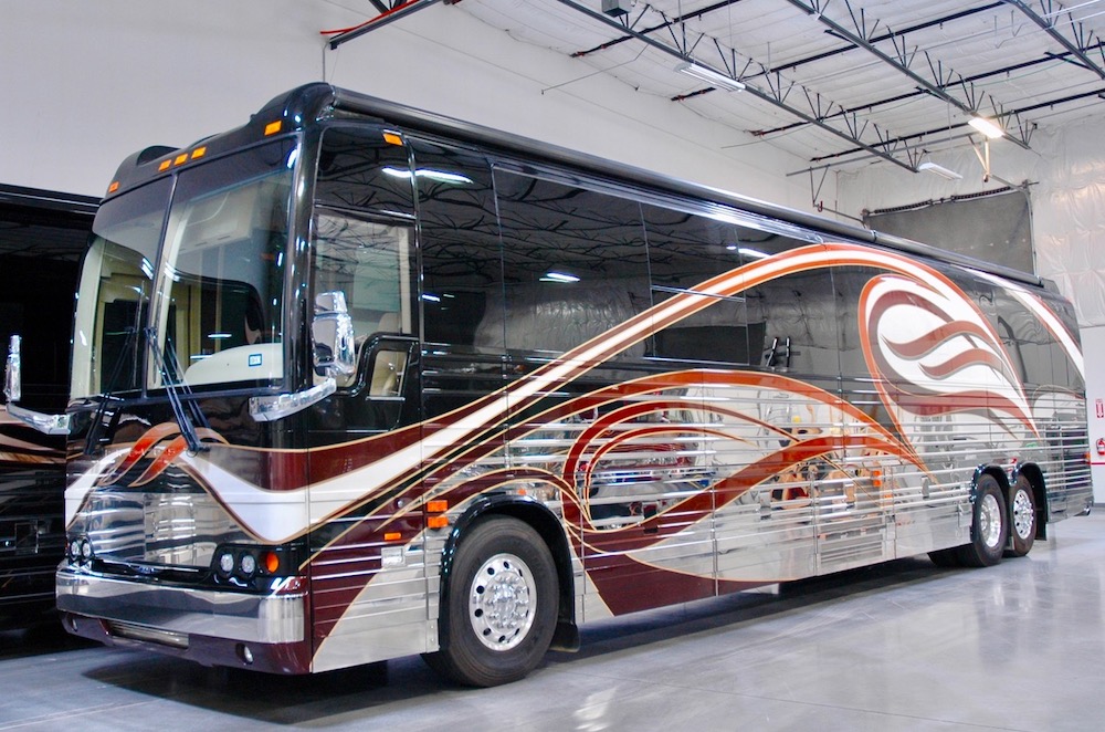 2006 Prevost Legendary XLII For Sale