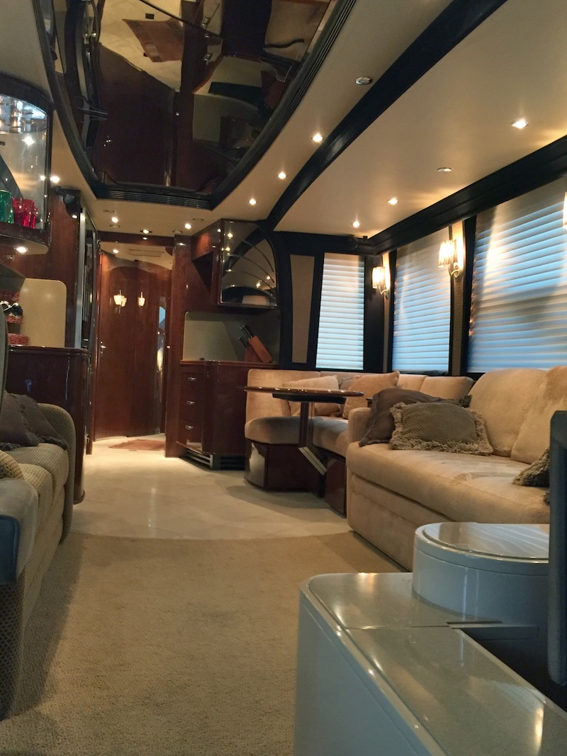 2006 Prevost Legendary XLII For Sale